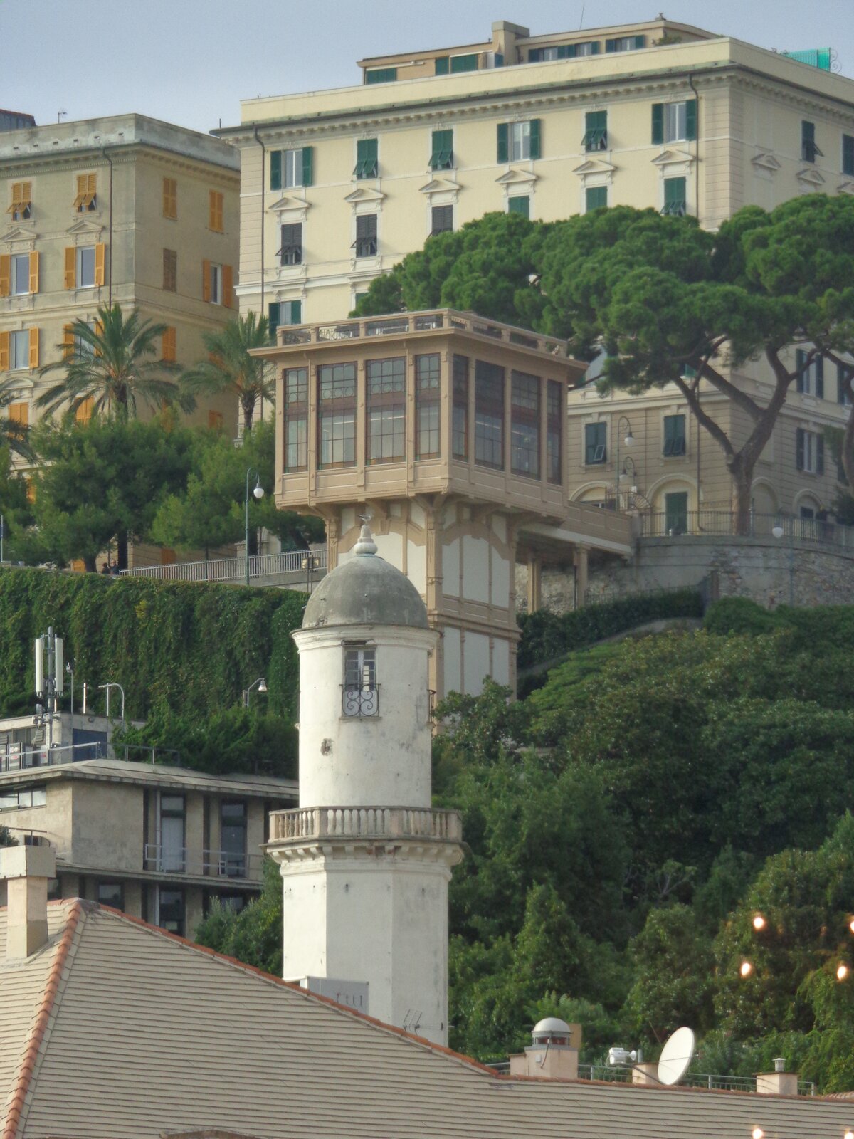 Spianata Castelletto & the public lifts, Genoa