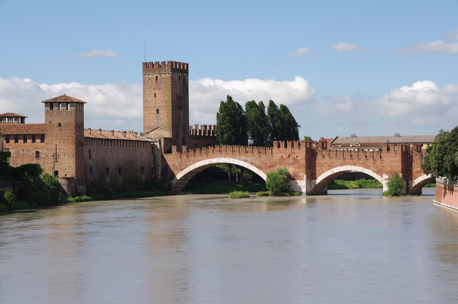 Castelvecchio & the Scaliger Bridge, Verona