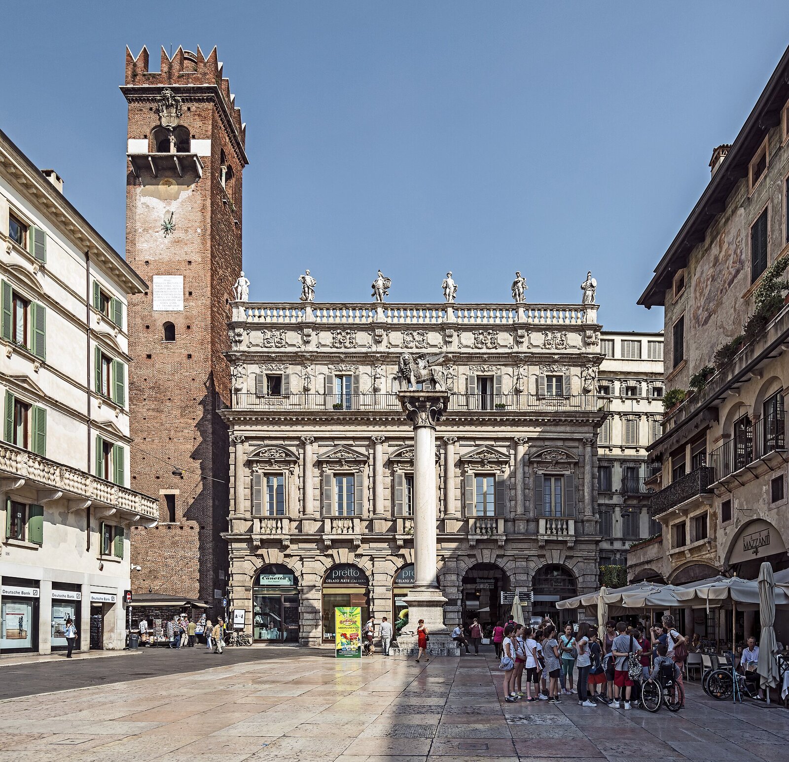 Piazza delle Erbe & Piazza dei Signori, Verona